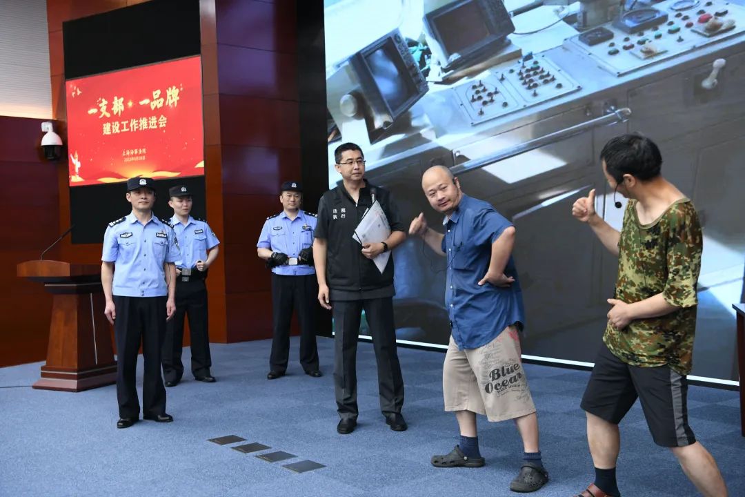 立足本职如何发挥党建作用,将党建工作与本职工作有机结合