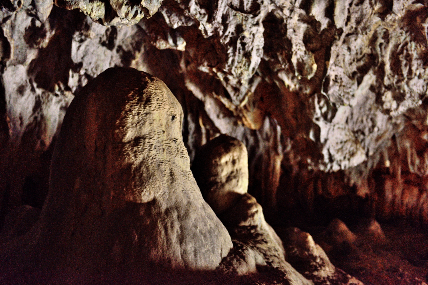 【乡景】湖北郧西神母殿：冰挂千仞洞穿两乡