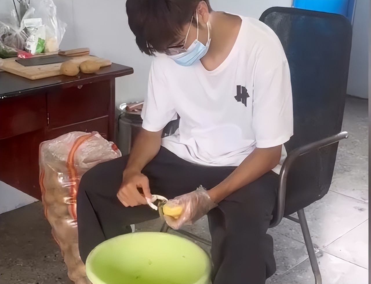 在工地上上班房贷怎么办,月入6000背百万房贷红红火火