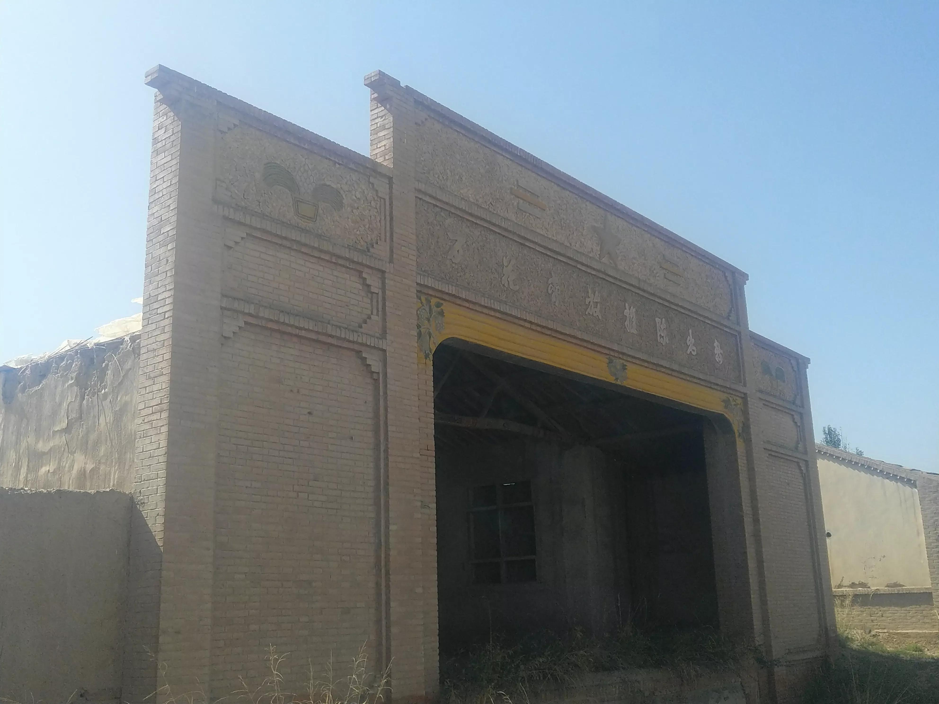 从甘肃翻越祁连山到青海,从肃北到青海沿途风景