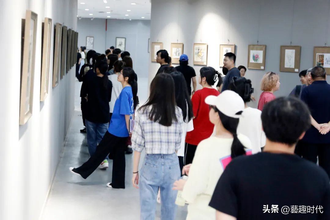 澶╂触缇庢湳瀛﹂櫌鍒涗綔鐮旂┒涓績,澶╂触缇庢湳瀛﹂櫌鑹烘湳鍒涗綔鐮旂┒涓績