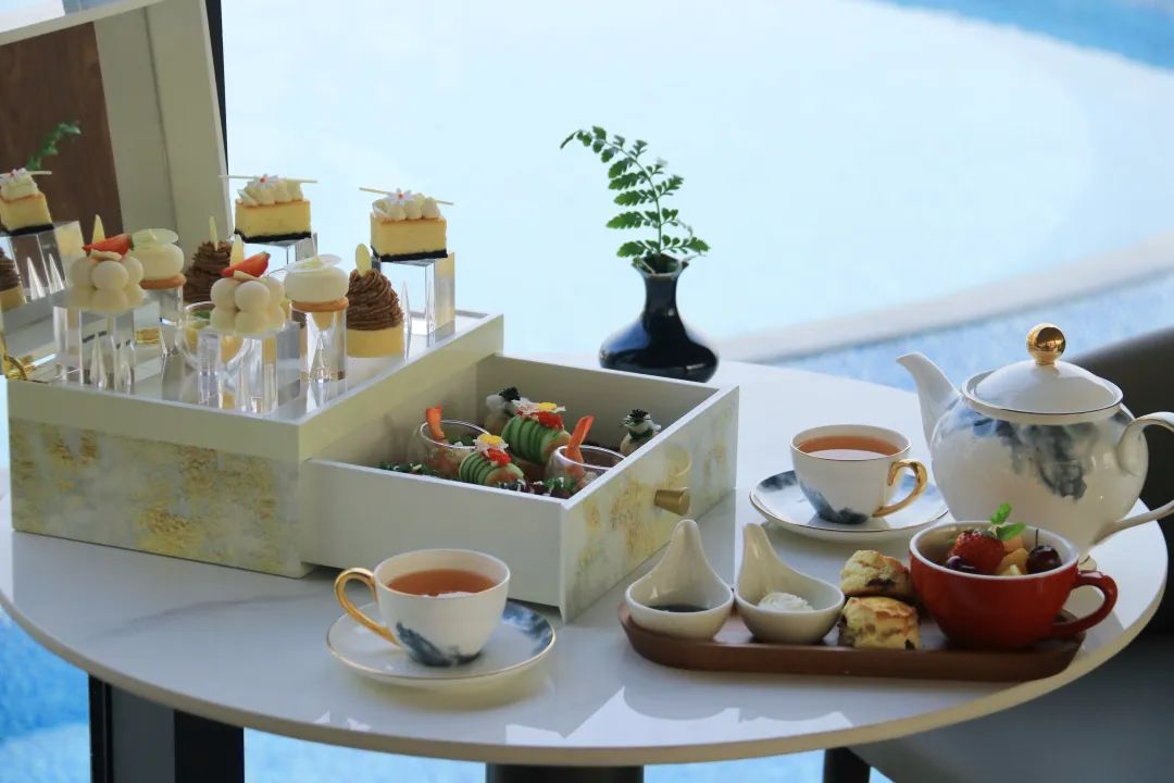 江苏宜兴悬崖酒店,宜兴市悬崖酒店