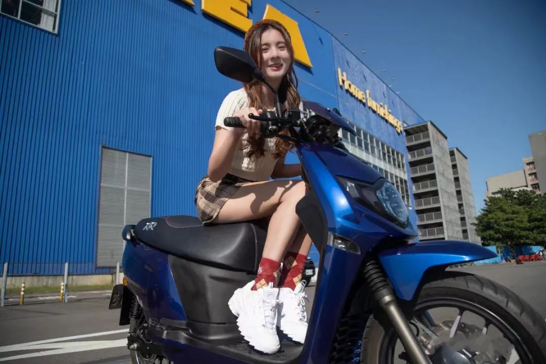 有颜更好玩！看看这几款风靡台湾省的电动两轮女性车款