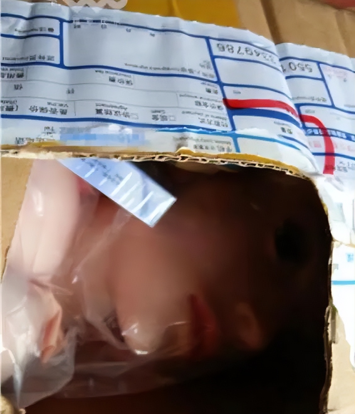 拆开快递的瞬间爽爆了,拆快递激动到无法说话