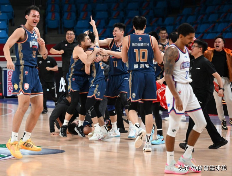 CBA已无弱旅，多支球队已强势翻身，但这也只是一个开始