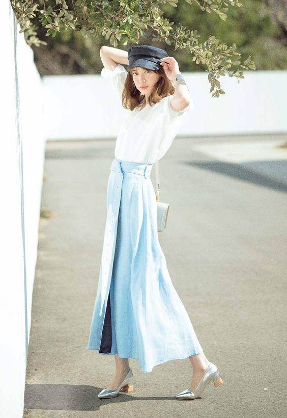 夏季蓝色搭配高级感,高级感蓝色夏季