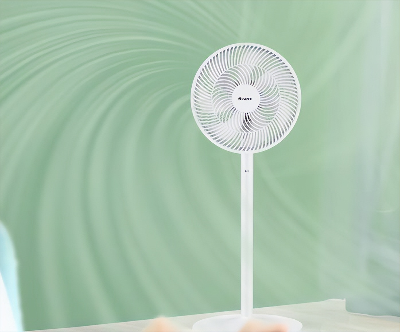 格力空调扇和长虹扇哪个好,格力冷风循环两用扇