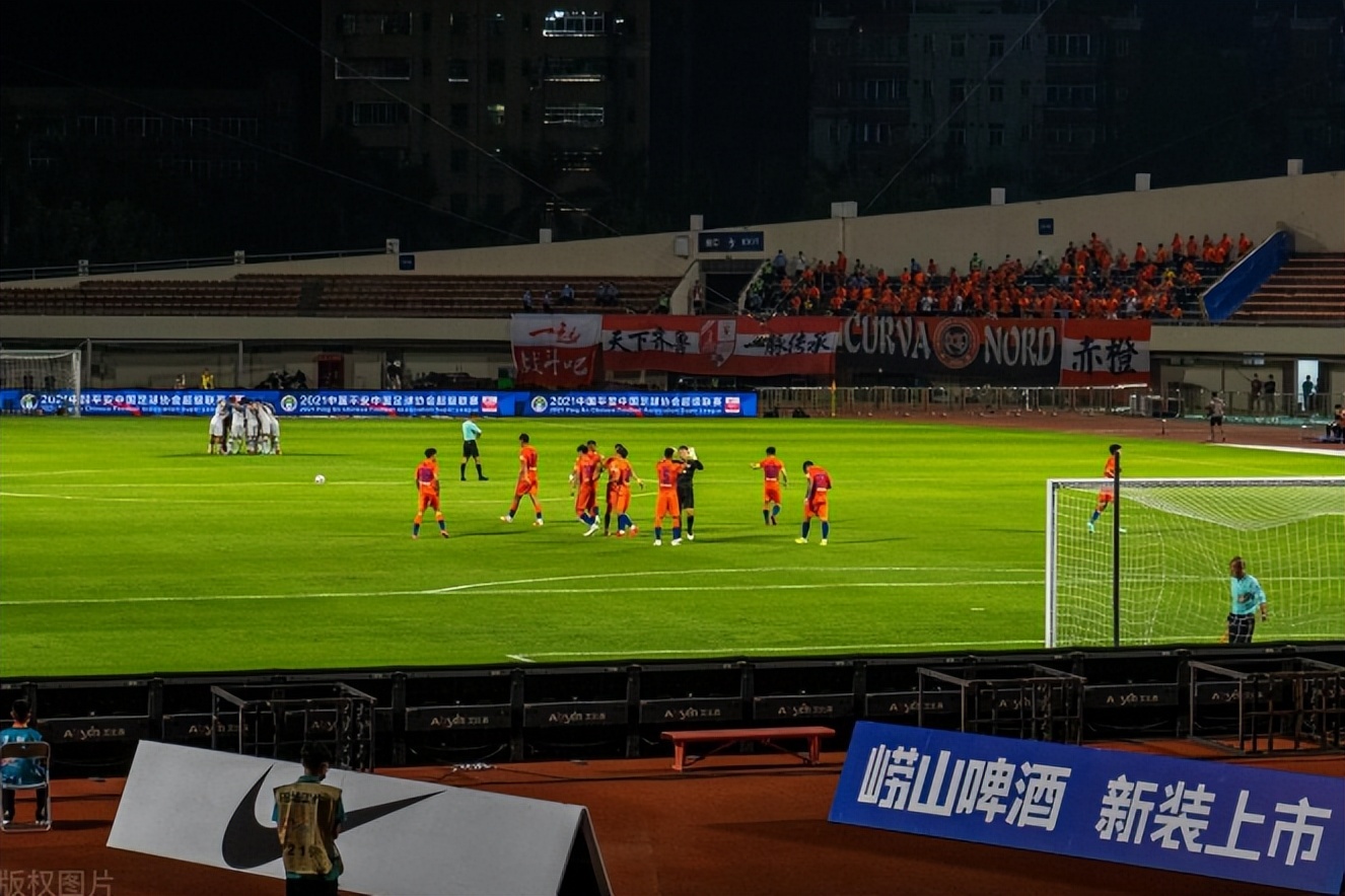 赵本山谈中国足球,中国队足球水深