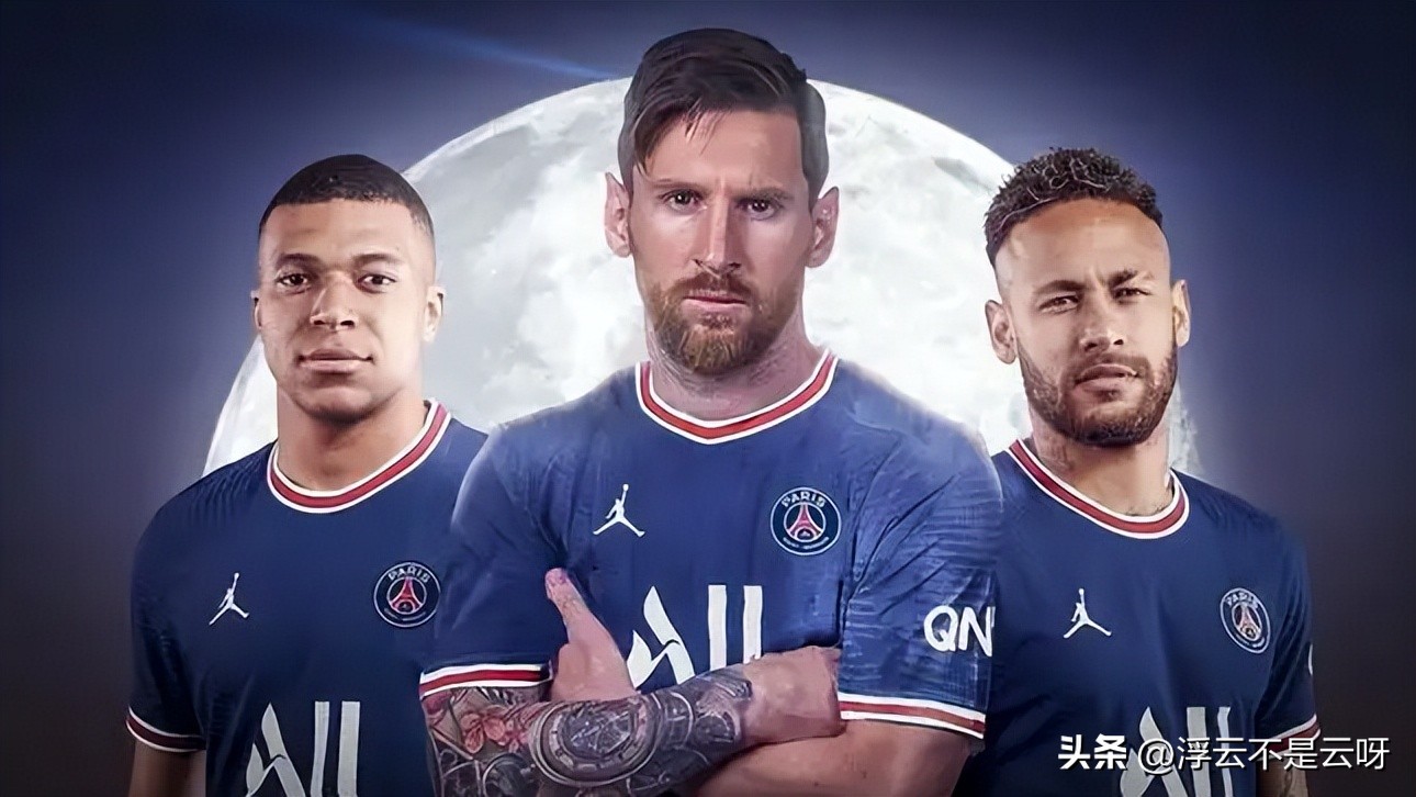 因个子矮被抛弃的足球巨星,出生贫寒17岁却成为足球界的传奇