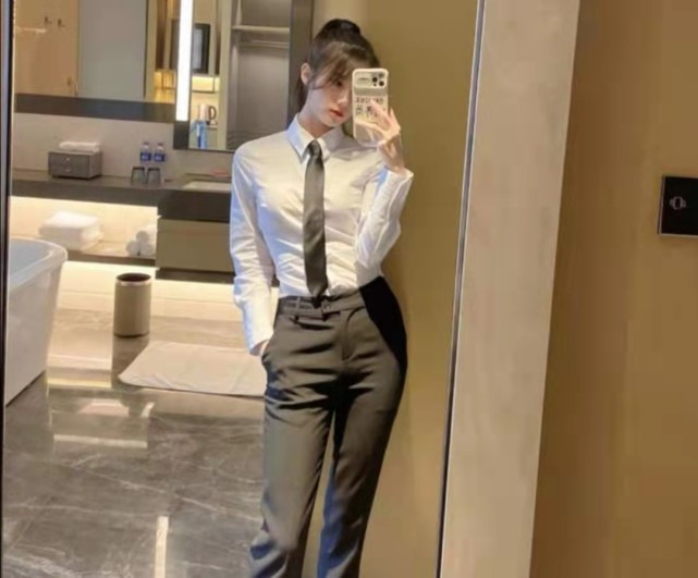 腐团儿长腿,rita和腐团儿谁更漂亮