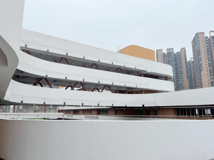 《新学期新面貌》,新学期新校园新面貌新希望