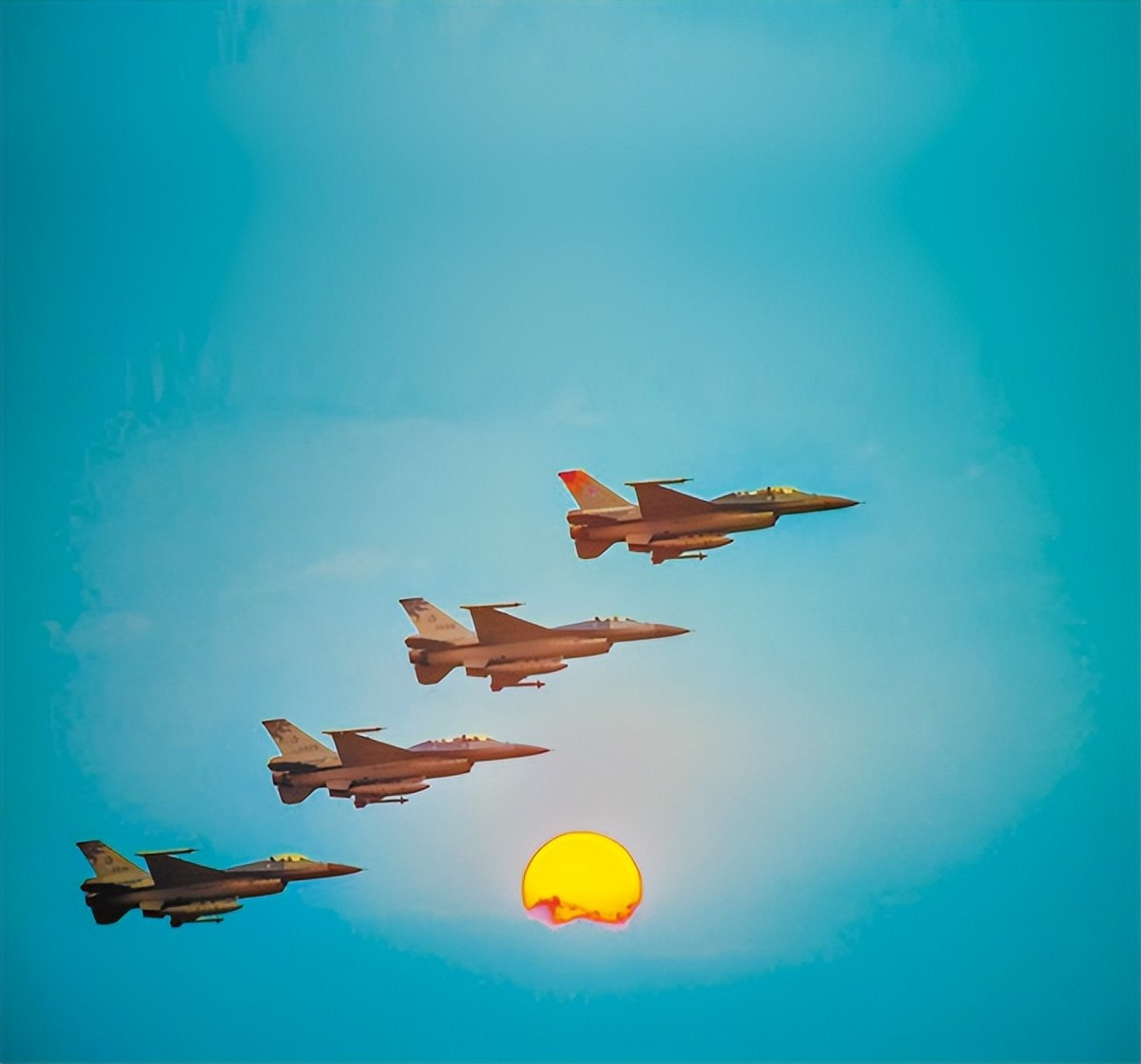 *独台**双面人何志伟的历史，父母是绿营*官高**，在大陆开银行狂吸金