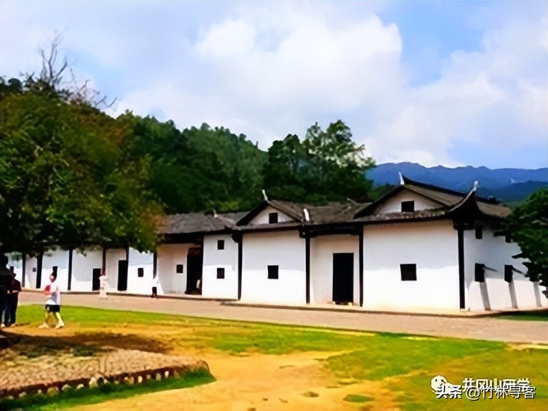 到井冈山去旅游怎么走,到井冈山去玩有没有导游