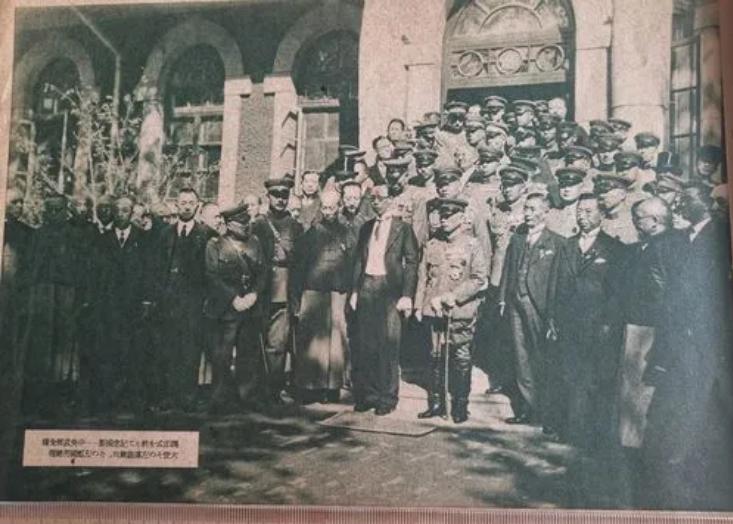 张学良晚年提到末代皇帝，随后怒言：我若是*产党共**，一定会灭他