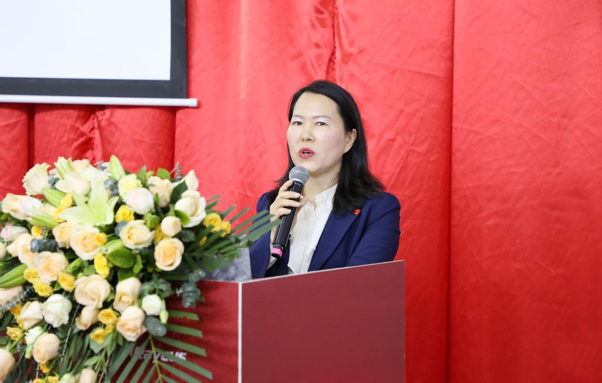 锐科光纤激光切割机,百超光纤激光切割机