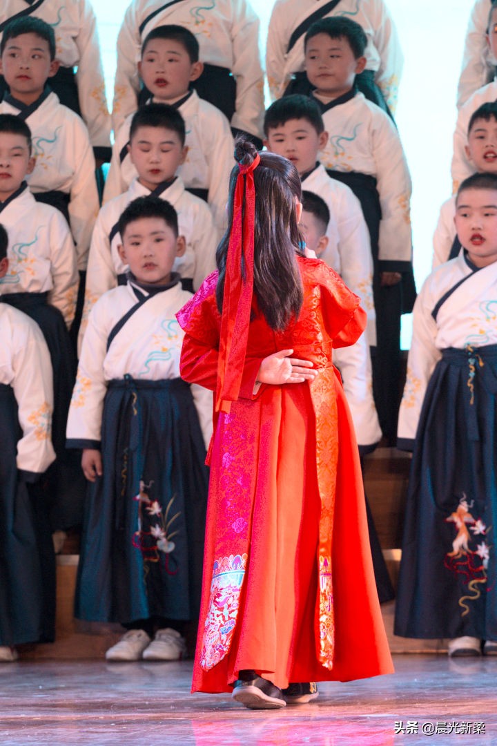 佳能70d入门配什么镜头,佳能70d入门用什么镜头