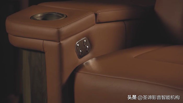 从迈巴赫到宝马,从迈巴赫坐到劳斯莱斯