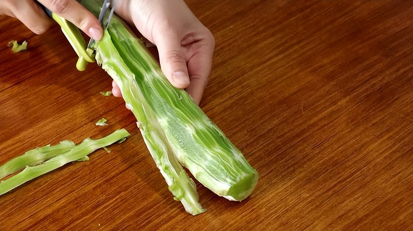 肝脏不好吃什么水果和蔬菜养肝,肝病患者春季就吃七种蔬菜养肝