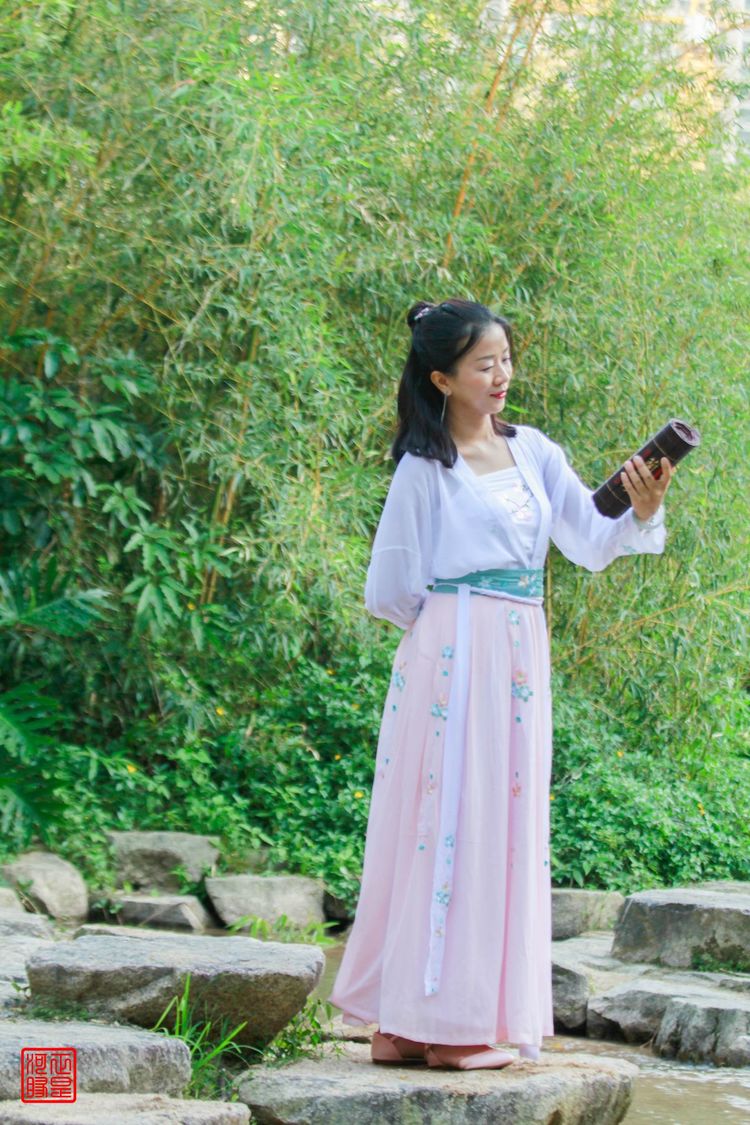 各领风骚全诗,各领风骚是哪首诗