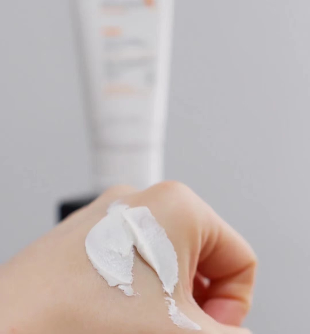 夏季必备的三款防晒霜畅销第一名,2022大牌防晒霜排行榜第一名