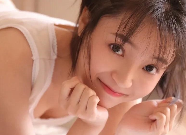 网上刚开始如何和女孩子聊天,网上该怎么跟女孩子聊天