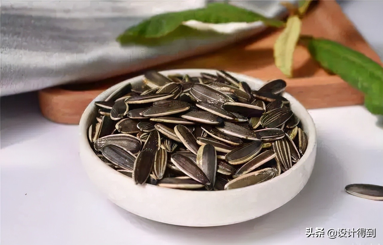 天花露筋如何修补,天花裂纹最佳修补方法