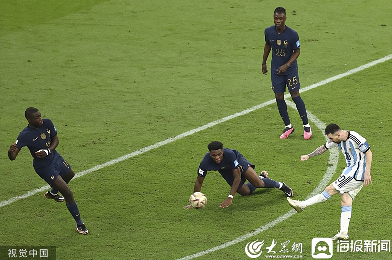 梅西三冠王阿根廷,阿根廷夺冠梅西披风衣