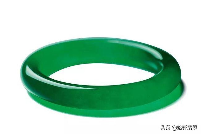 有几百块钱捡漏天价翡翠手镯吗,3万左右的翡翠手镯有收藏价值吗