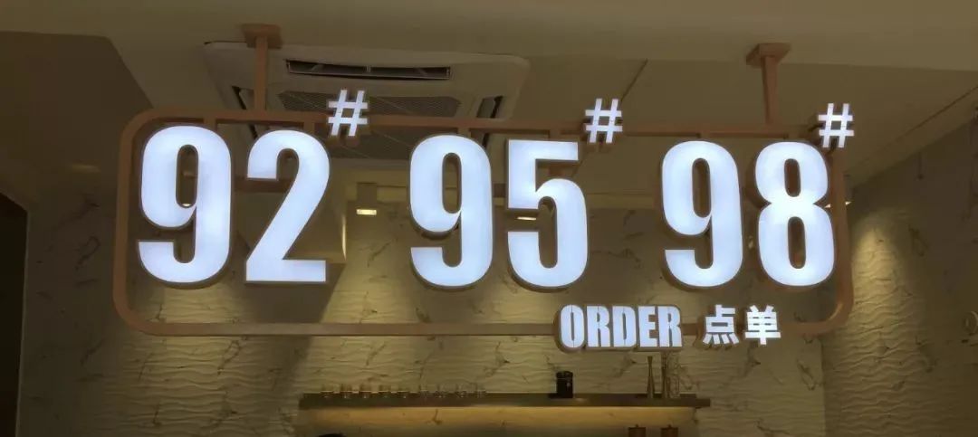 李宁的大logo图片,李宁logo新店