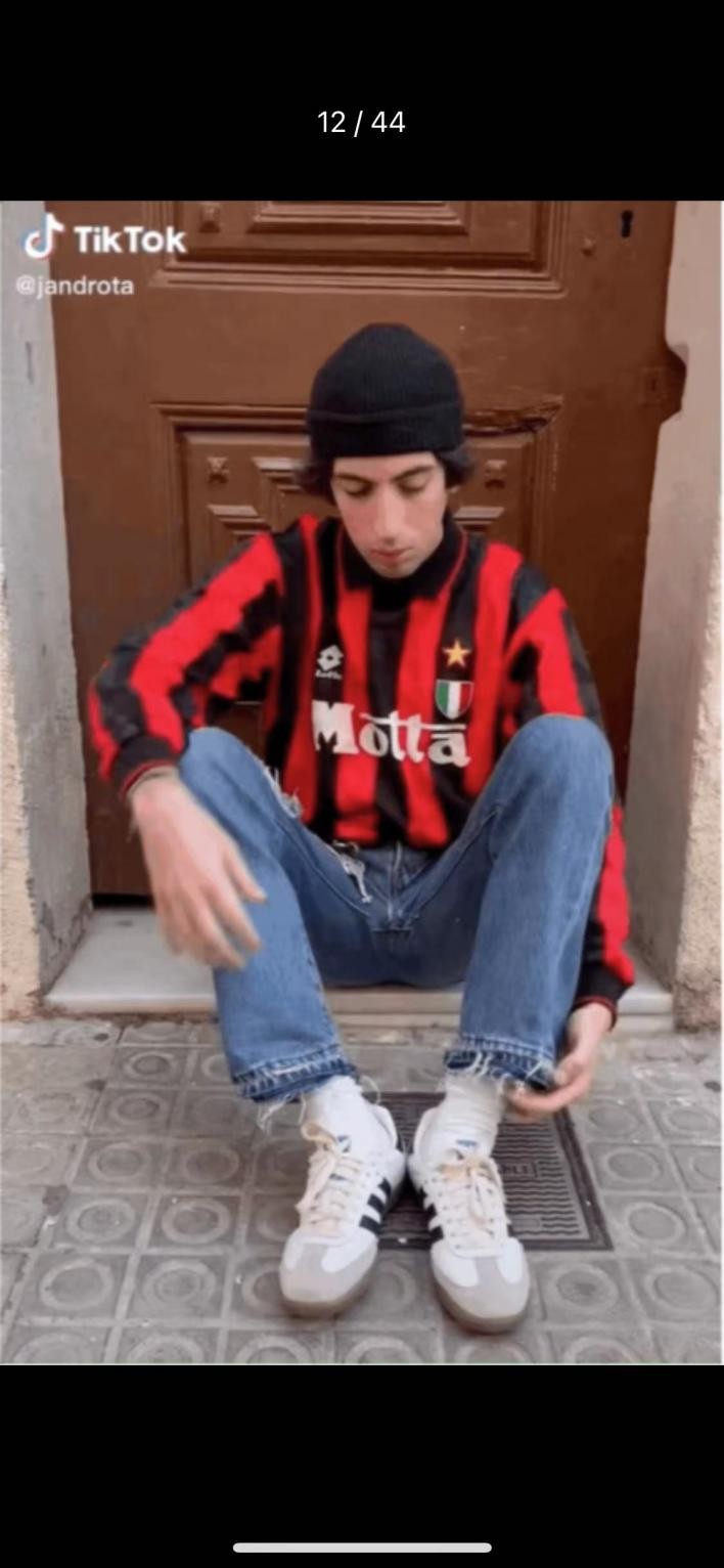 牛仔裤球衣搭配女生,曼城球衣blokecore