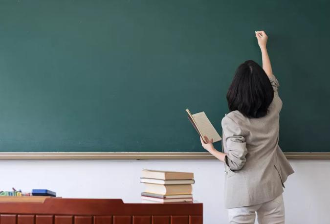 德国留学企业管理专业就业前景,文科生留学什么专业前景最好