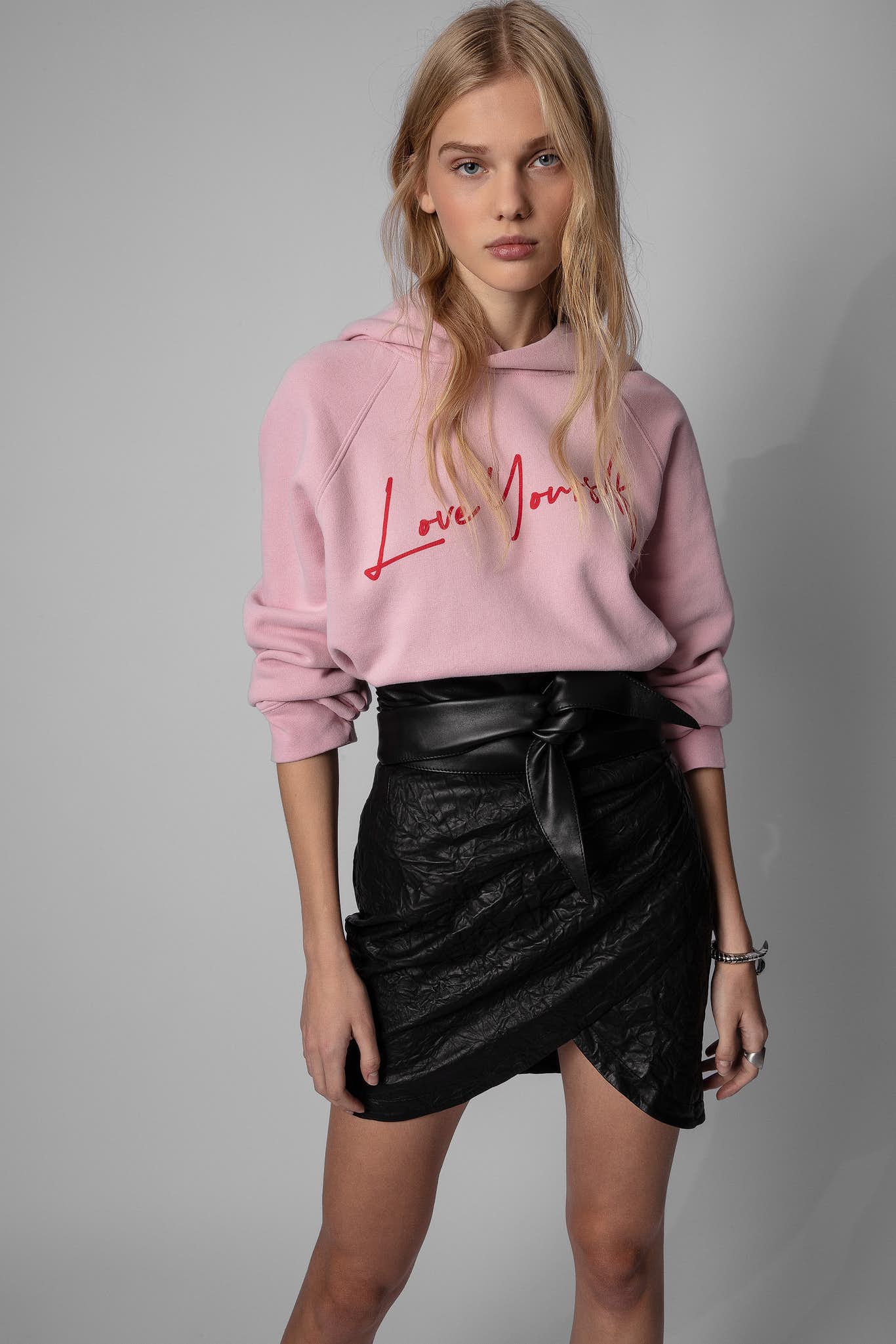 zadigvoltaire品牌介绍,法国时装秀品牌