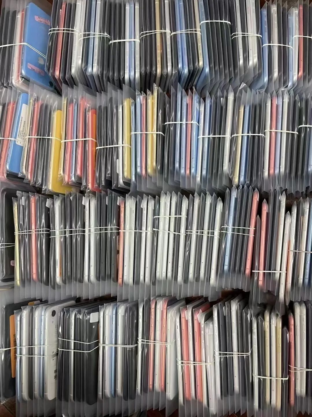 华强北海量二手手机,华强北一堆堆的手机