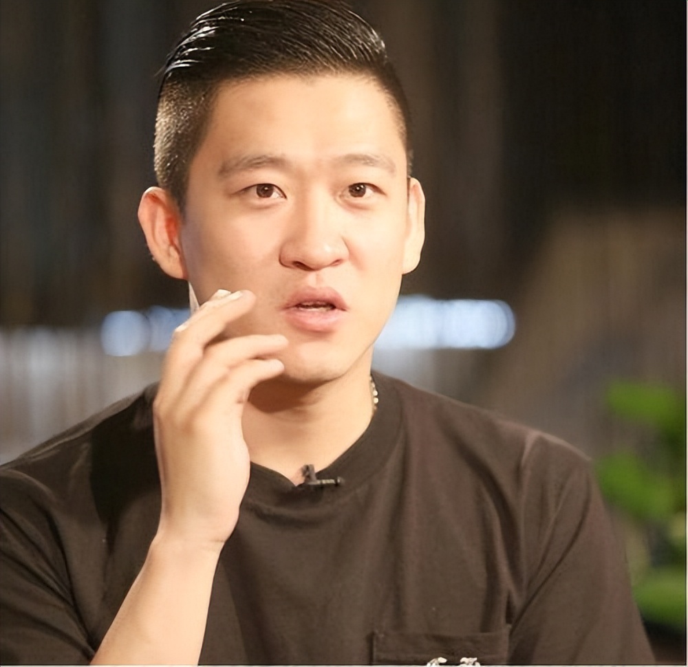 郭德纲和曹云金之间发生了什么,郭德纲和曹云金现在关系如何