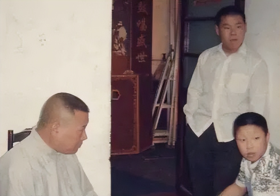 得意忘形郭德纲,不择手段郭德纲