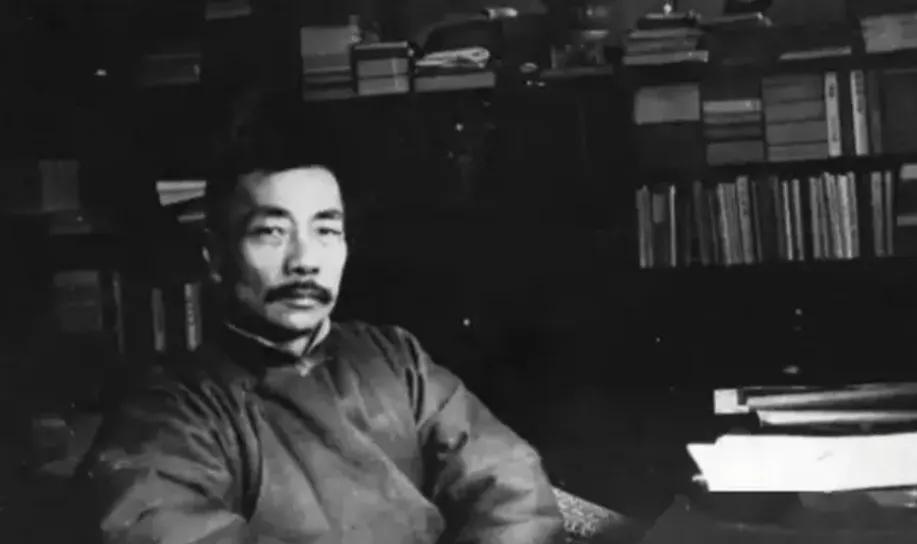 17条人生哲理经典句子值得收藏,名人名言简短100句励志感悟