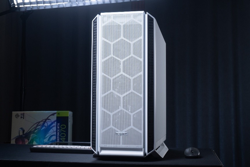 新风扇就是好，德静界Lightwingswhite，白色RGB秀起来