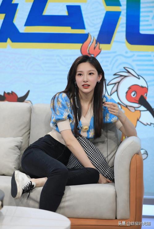 马凡舒十八岁比赛,春晚主持人马凡舒身高