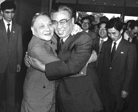 1997年，*小平邓**逝世，夫人卓琳致信*党**中央：*小平邓**交代了5个后事