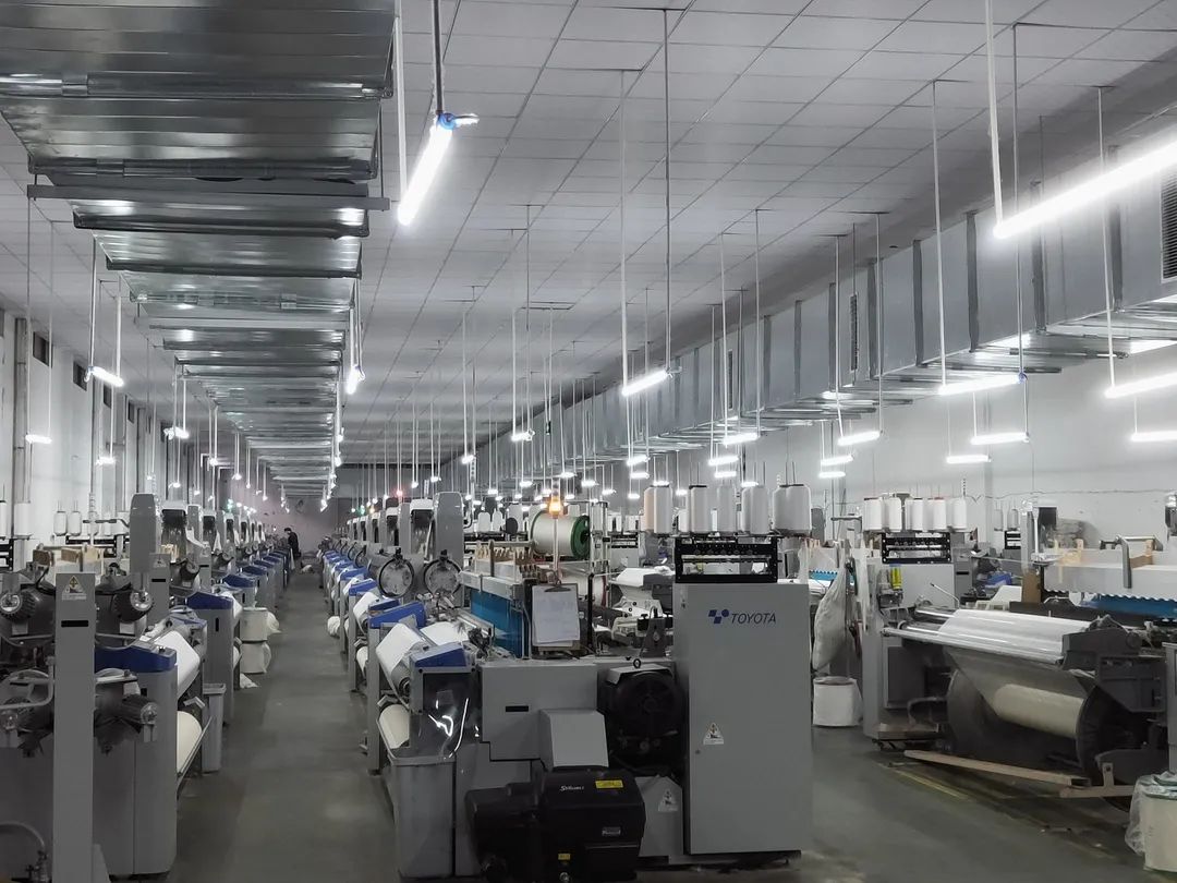 恒信织造,高端女装面料厂家