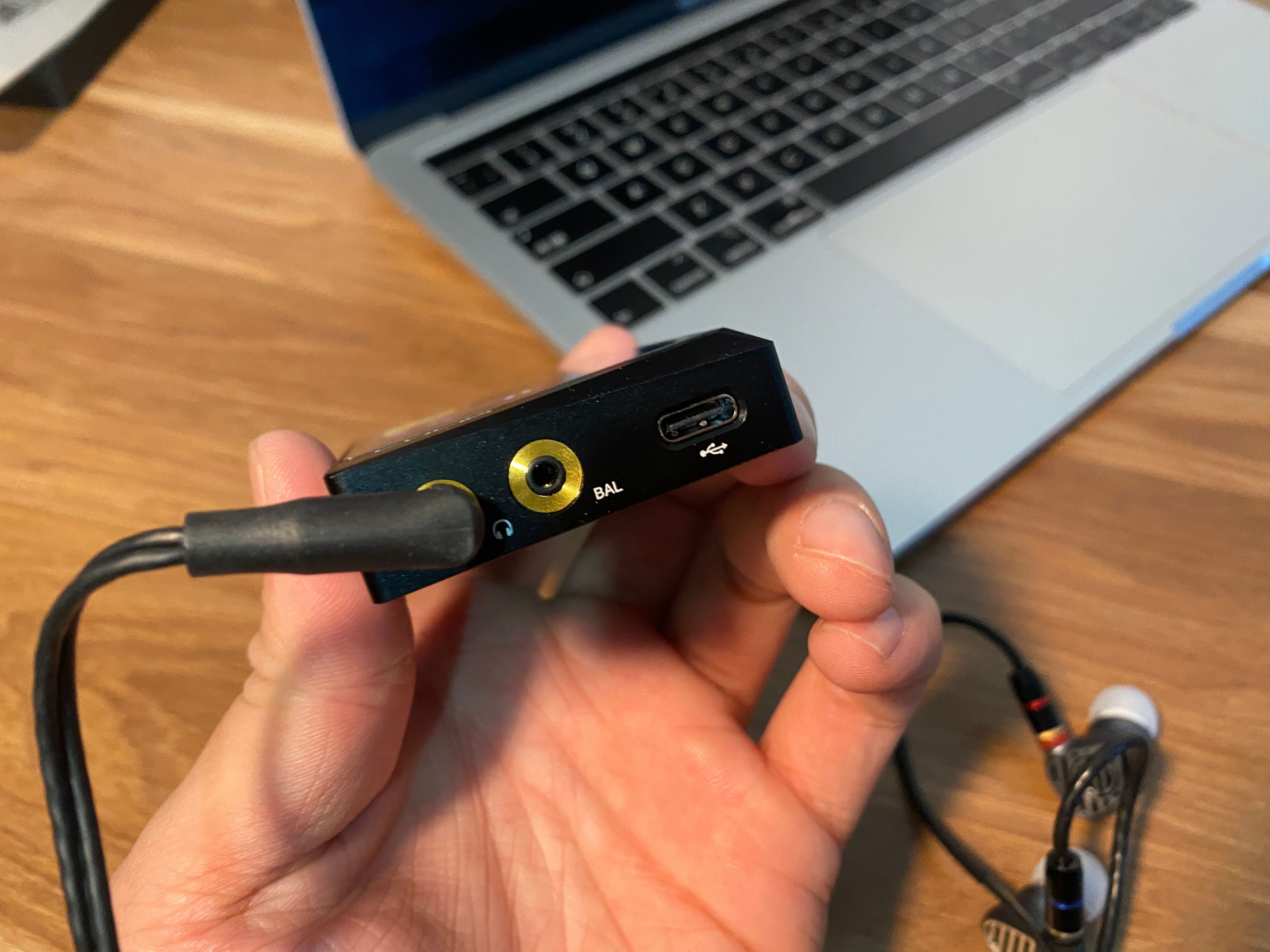 爱国者aigoerosq蓝牙无损mp3评测,高保真无损音乐hifi顶级完整版