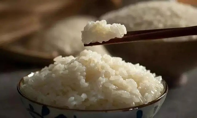 15岁女孩一天吃10斤米饭大结局,15岁女孩两年吃7400斤粮食