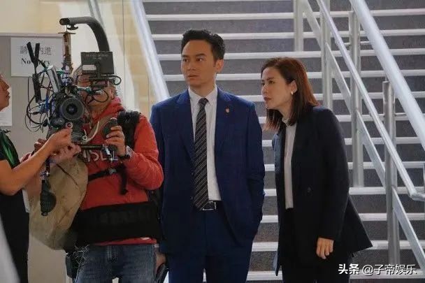 素颜做志愿者走亲民路线被讽刺有目的洗白儿子宣传造势