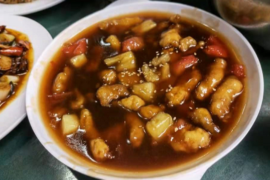 昆明藏在小巷的餐厅,昆明藏在老小区菜馆