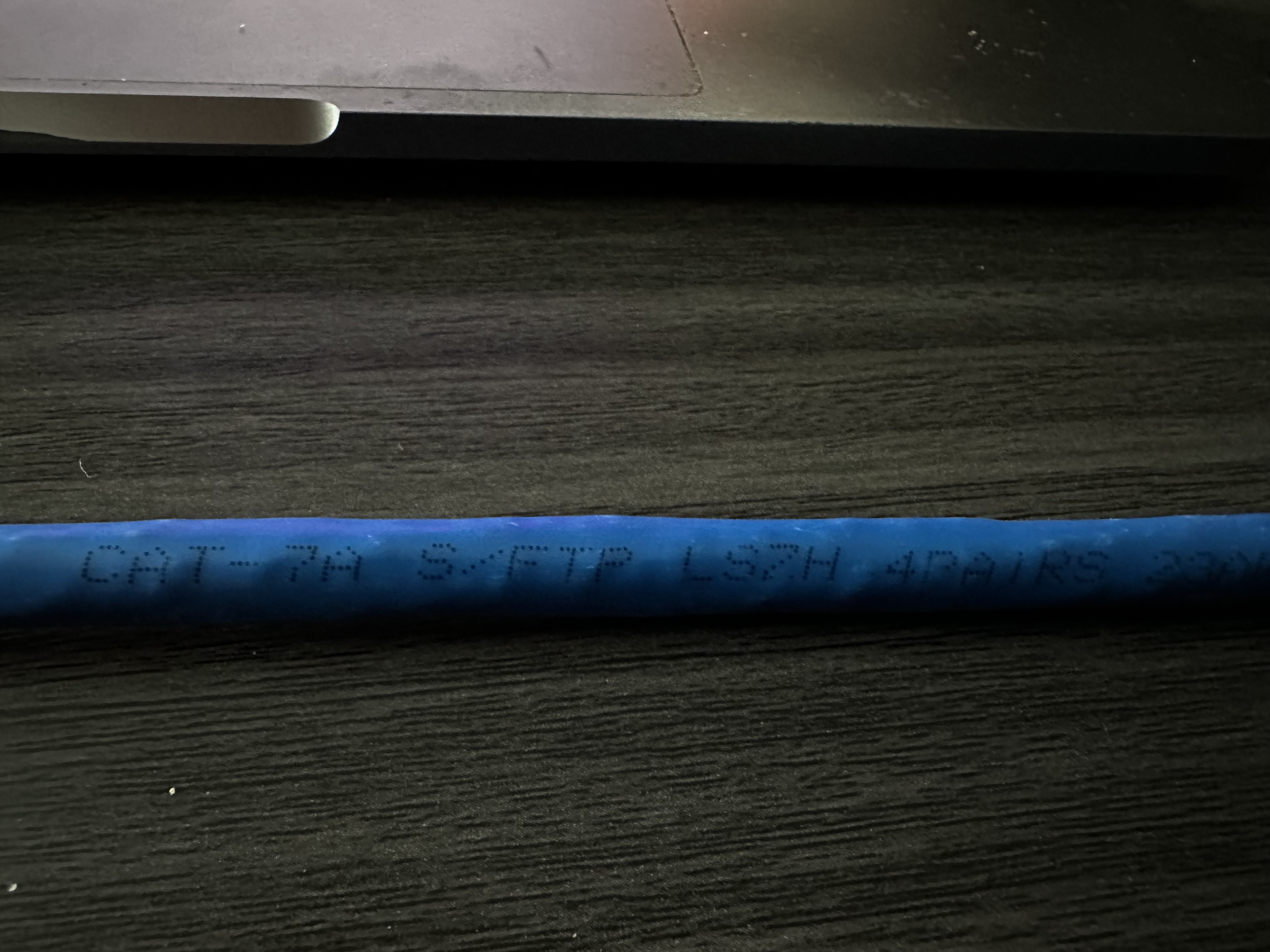 家里两根网线如何布置两个路由器,家里没有多媒体箱怎样布置网线