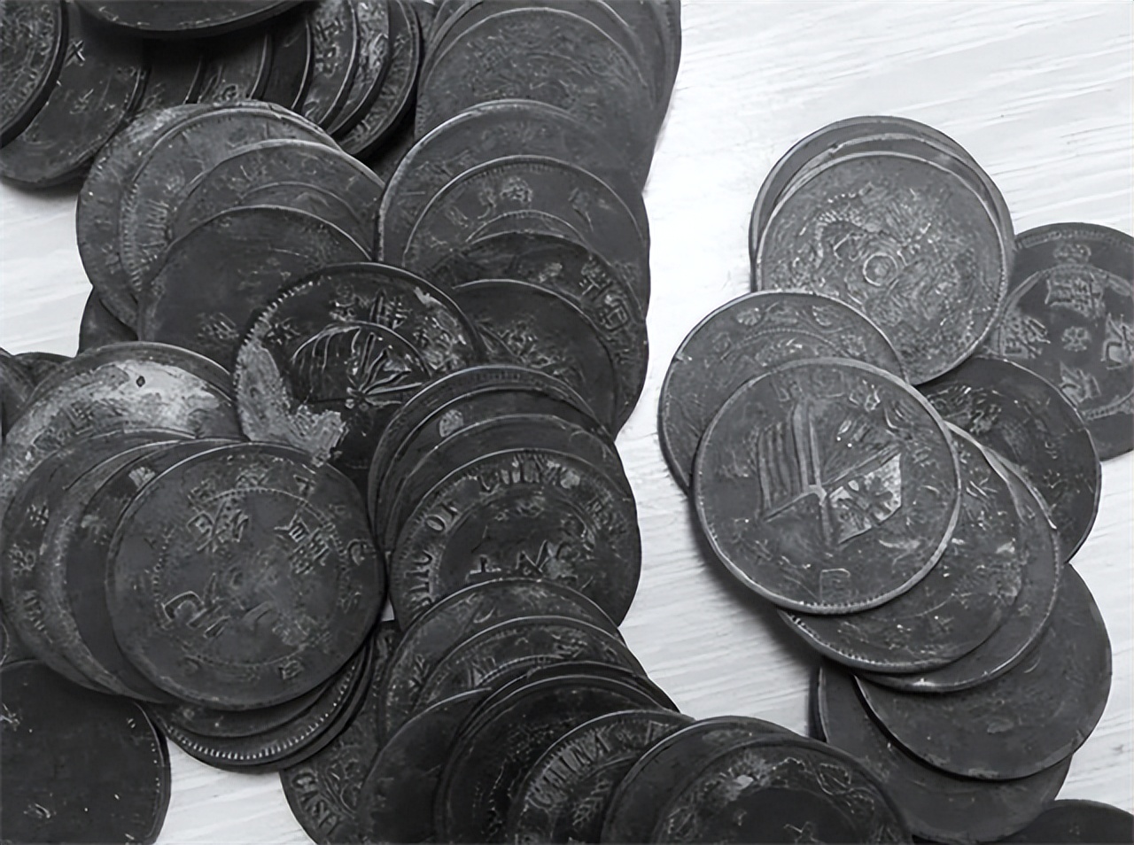 *子珍贺**亲弟弟犯错，被枪决处置，得知消息后的毛主席什么反应