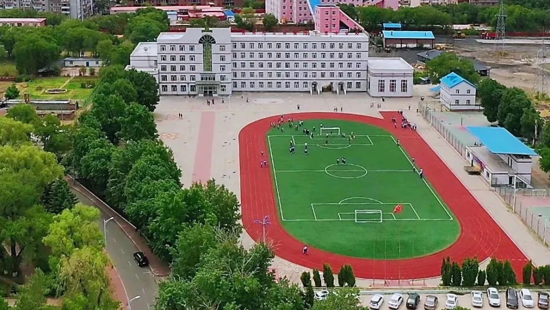 创新点缀人生科技融入梦想,用创新点缀人生用科技成就理想