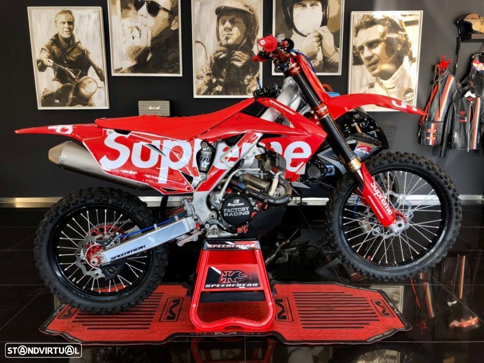 supreme新款服装,supreme美国穿搭