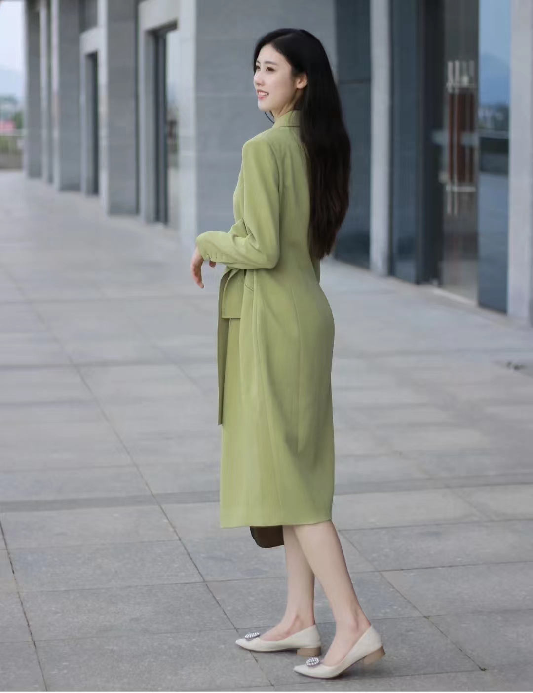 17套非常大气的大衣颜色搭配,穿出大女人高级感