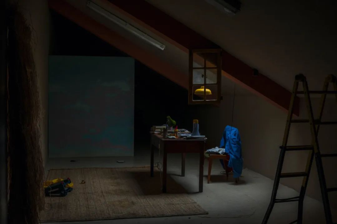 大学毕业了，我赚钱不敢花